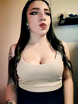 Snapshot of Paudelatorre chatting on 20, 10, 2025 Paudelatorre online show from 20, 10, 2025