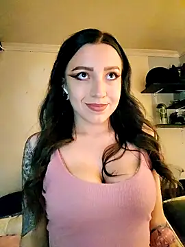 Snapshot of Paudelatorre chatting on 19, 12, 2025 Paudelatorre online show from 19, 12, 2025