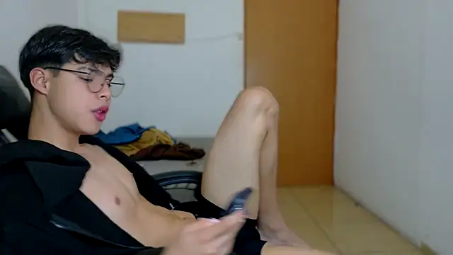 Snapshot of Jacotnk chatting on 8, 2, 2025 Jacotnk online show from 8, 2, 2025