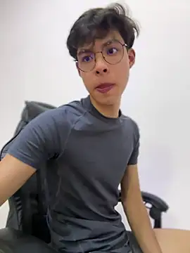 Snapshot of Jacotnk chatting on 12, 3, 2025 Jacotnk online show from 12, 3, 2025