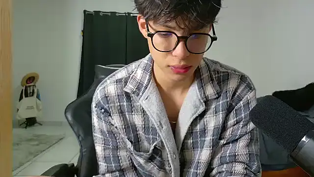 Snapshot of Jacotnk chatting on 3, 10, 2025 Jacotnk online show from 3, 10, 2025