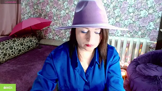 Julia-ru online show from 1, 4, 2026