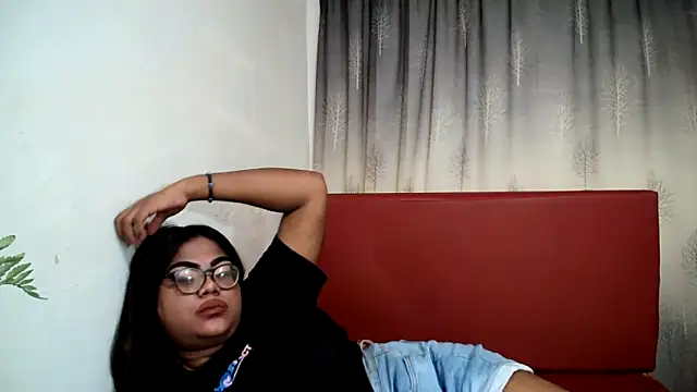 Snapshot of Indian_Lola00 chatting on 15, 2, 2025 Indian Lola00 online show from 15, 2, 2025