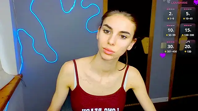 EmmyGreans online show from 5, 2, 2025