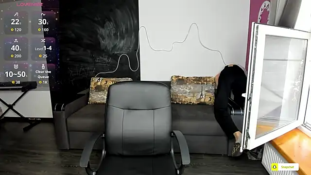 EmmyGreans online show from 22, 9, 2025