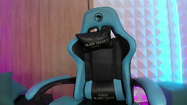 Snapshot of Jendralevis chatting on 10, 3, 2025 Jendralevis online show from 10, 3, 2025