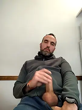 Snapshot of leon3875 chatting on 1, 10, 2025 leon3875 online show from 1, 10, 2025