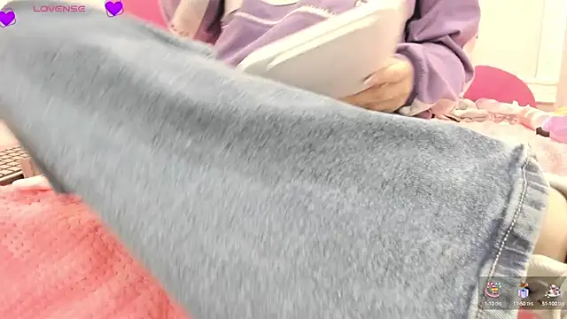 Snapshot of Emasanders chatting on 27, 12, 2024 Emasanders online show from 27, 12, 2024