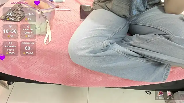 Snapshot of Emasanders chatting on 28, 12, 2024 Emasanders online show from 28, 12, 2024