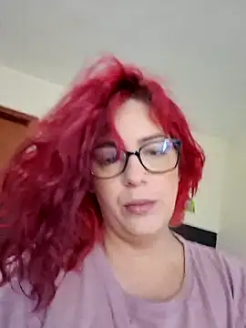 Snapshot of Escarlate4you_ chatting on 24, 6, 2026 Escarlate4you online show from 24, 6, 2026