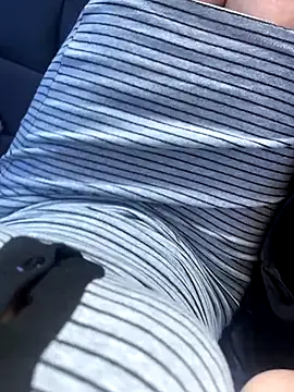 Snapshot of May-Squirt chatting on 21, 11, 2025 May-Squirt online show from 21, 11, 2025