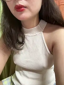 Yum-Hi online show from 5, 3, 2025