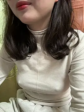 Yum-Hi online show from 9, 3, 2025