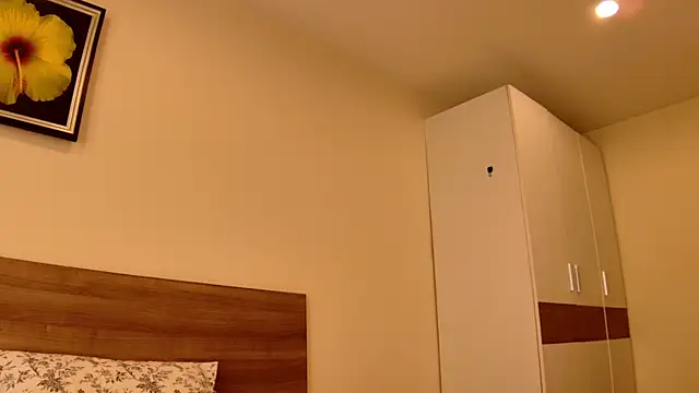 sun place online show from 23, 3, 2025