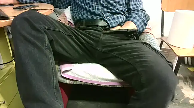 Giulio35 Pika online show from 5, 3, 2025