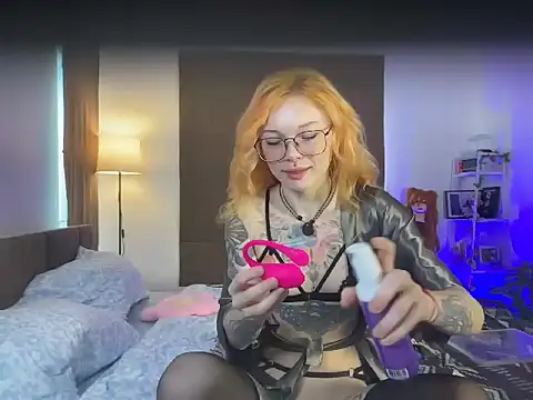 Snapshot of juicyshow_ chatting on 19, 9, 2025 juicyshow online show from 19, 9, 2025