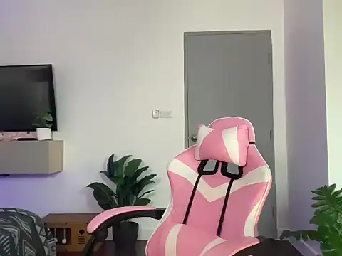 Snapshot of juicyshow_ chatting on 22, 9, 2025 juicyshow online show from 22, 9, 2025