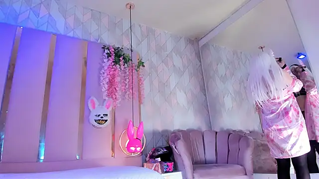 Broklinwhite  online show from 24, 10, 2025