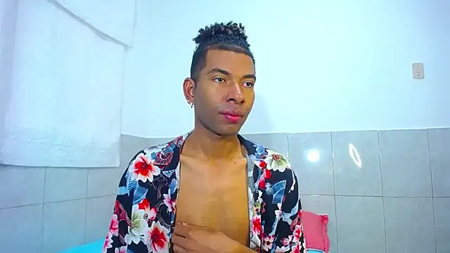 Snapshot of Dharwinth_25 chatting on 22, 11, 2025 Dharwinth 25 online show from 22, 11, 2025