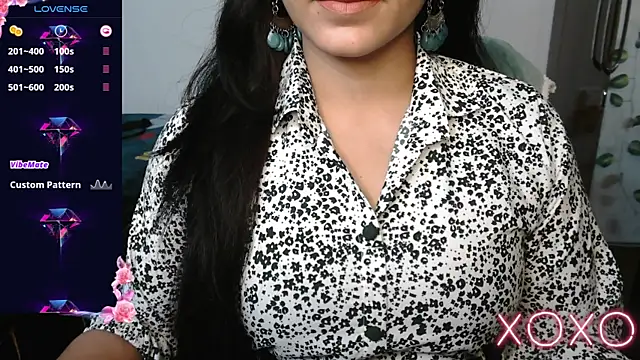 Snapshot of Annu-Darling chatting on 21, 11, 2025 Annu-Darling online show from 21, 11, 2025