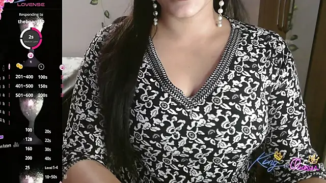 Snapshot of Annu-Darling chatting on 14, 12, 2025 Annu-Darling online show from 14, 12, 2025