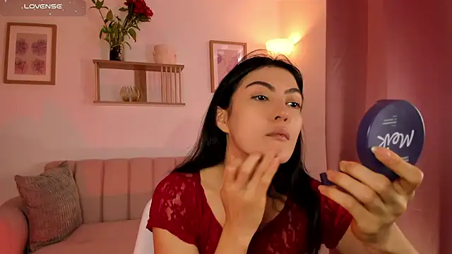 Snapshot of Lilabril chatting on 2, 7, 2026 Lilabril online show from 2, 7, 2026