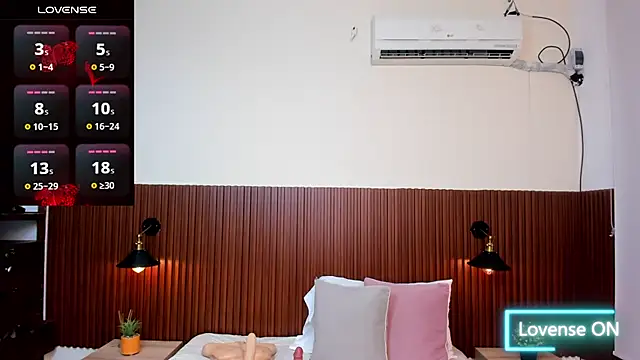 chanel brunette online show from 3, 10, 2025