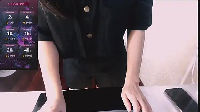 Lee Mi online show from 5, 3, 2025