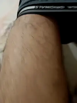 Snapshot of HeftyTheory7 chatting on 25, 11, 2025 HeftyTheory7 online show from 25, 11, 2025