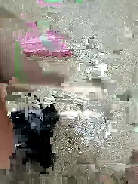 Snapshot of HeftyTheory7 chatting on 2, 12, 2025 HeftyTheory7 online show from 2, 12, 2025