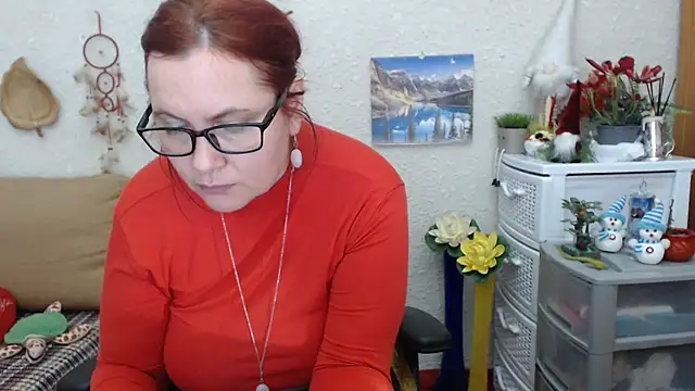 Snapshot of PlayfullMature chatting on 9, 2, 2025 PlayfullMature online show from 9, 2, 2025