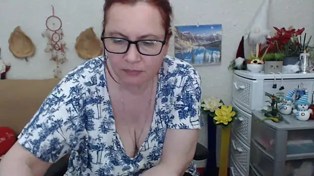 Snapshot of PlayfullMature chatting on 9, 2, 2025 PlayfullMature online show from 9, 2, 2025