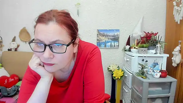 Snapshot of PlayfullMature chatting on 11, 2, 2025 PlayfullMature online show from 11, 2, 2025