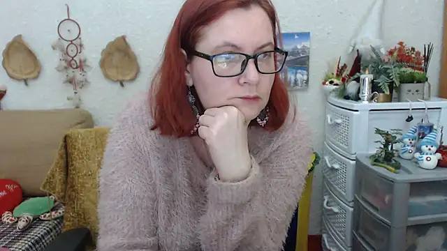 Snapshot of PlayfullMature chatting on 19, 2, 2025 PlayfullMature online show from 19, 2, 2025