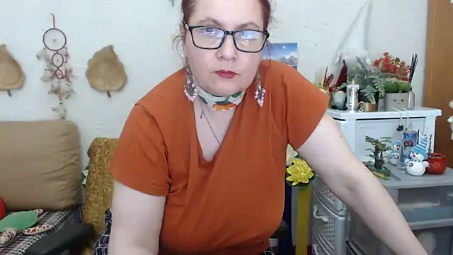 Snapshot of PlayfullMature chatting on 21, 2, 2025 PlayfullMature online show from 21, 2, 2025