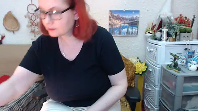 Snapshot of PlayfullMature chatting on 23, 2, 2025 PlayfullMature online show from 23, 2, 2025