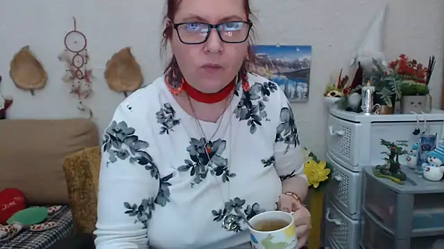 Snapshot of PlayfullMature chatting on 24, 2, 2025 PlayfullMature online show from 24, 2, 2025