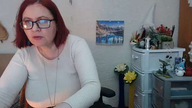Snapshot of PlayfullMature chatting on 25, 2, 2025 PlayfullMature online show from 25, 2, 2025