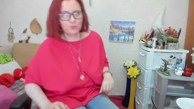 Snapshot of PlayfullMature chatting on 26, 2, 2025 PlayfullMature online show from 26, 2, 2025