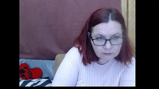 Snapshot of PlayfullMature chatting on 18, 4, 2026 PlayfullMature online show from 18, 4, 2026