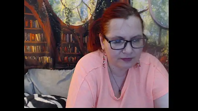 Snapshot of PlayfullMature chatting on 26, 5, 2026 PlayfullMature online show from 26, 5, 2026