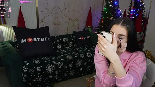 Tina Breeze online show from 20, 12, 2024