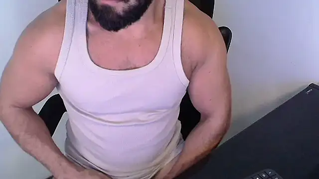 Snapshot of TopDaddy23 chatting on 8, 7, 2026 TopDaddy23 online show from 8, 7, 2026