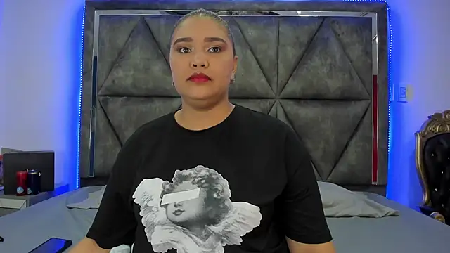 Snapshot of Danielaandximena chatting on 23, 12, 2024 Danielaandximena online show from 23, 12, 2024