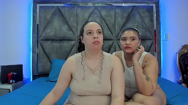 Snapshot of Danielaandximena chatting on 31, 1, 2025 Danielaandximena online show from 31, 1, 2025