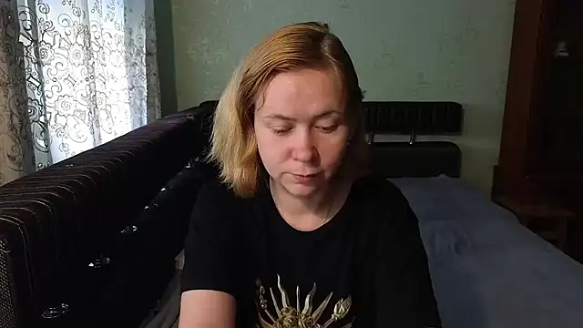 Riley Roo online show from 21, 7, 2026