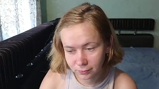 Riley Roo online show from 22, 7, 2026