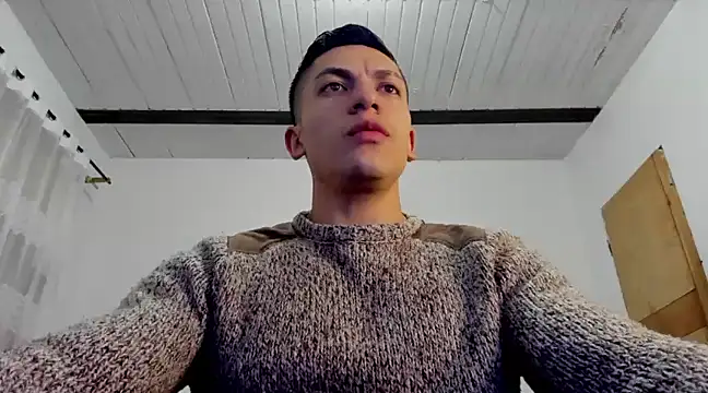 Snapshot of aquiles_51 chatting on 3, 12, 2024 aquiles 51 online show from 3, 12, 2024