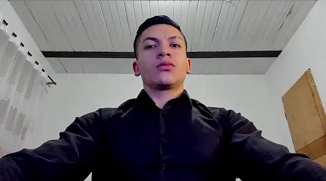 Snapshot of aquiles_51 chatting on 5, 12, 2024 aquiles 51 online show from 5, 12, 2024