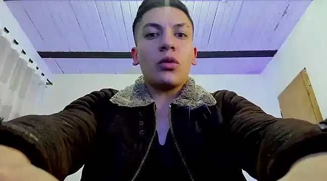 Snapshot of aquiles_51 chatting on 23, 2, 2025 aquiles 51 online show from 23, 2, 2025